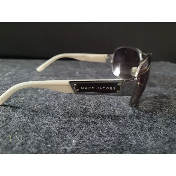 Marc Jacobs | Accessories | Marc Jacobs 25 Sunglasses Made  display picture 1